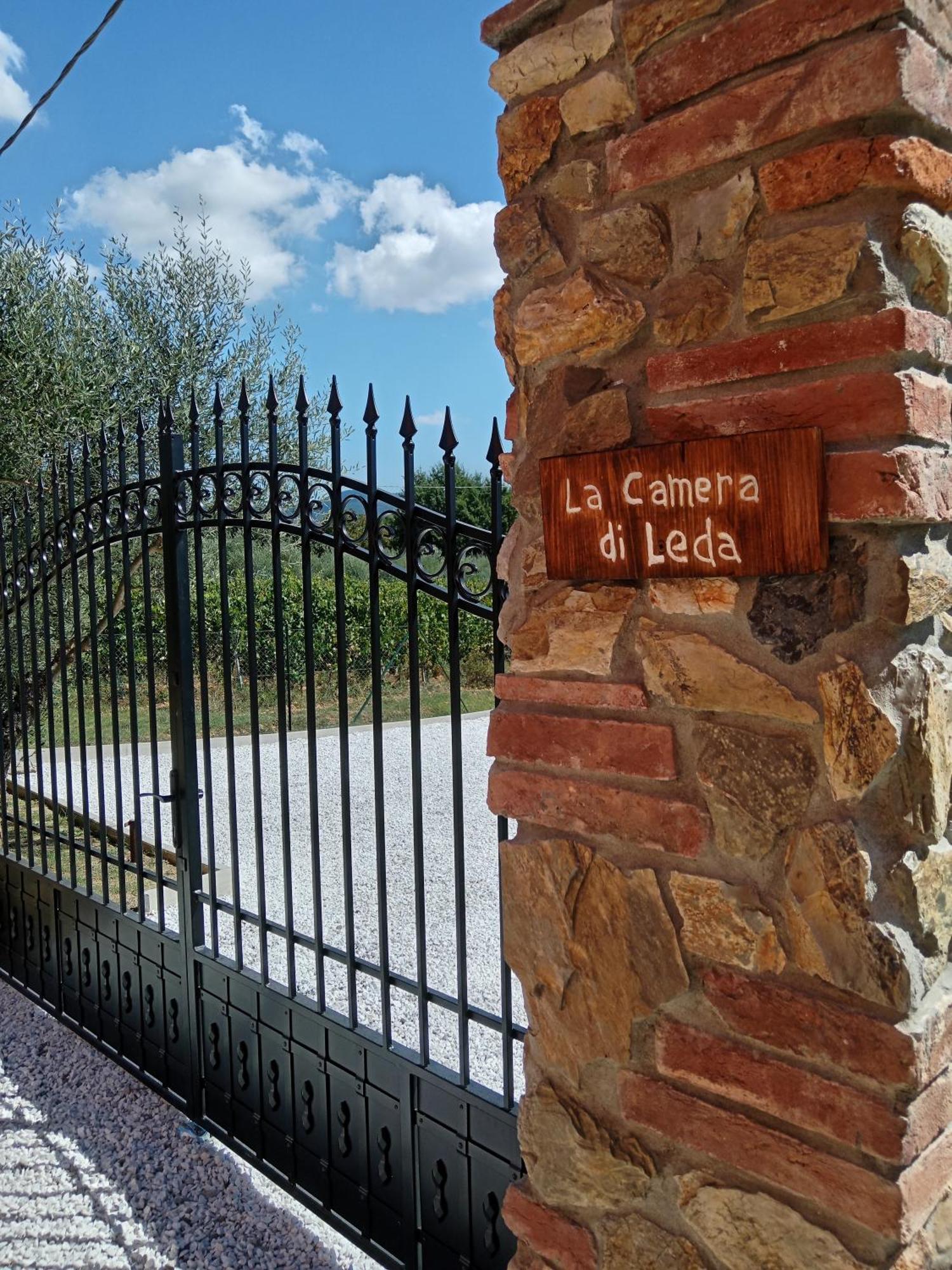 Casale - La Camera Di Leda Lamporecchio Ngoại thất bức ảnh